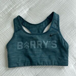 NIKExBARRYS sports bra